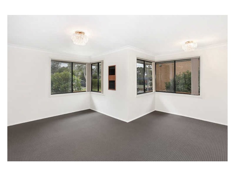 32 GREVILLEA CRESCENT, Greystanes NSW 2145