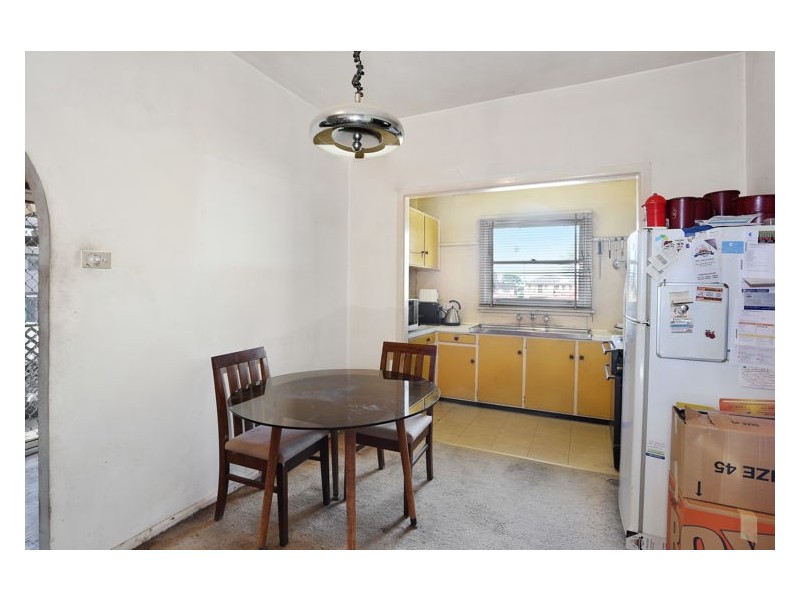 17 Paul Crescent, South Wentworthville NSW 2145