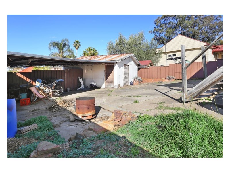 17 Paul Crescent, South Wentworthville NSW 2145