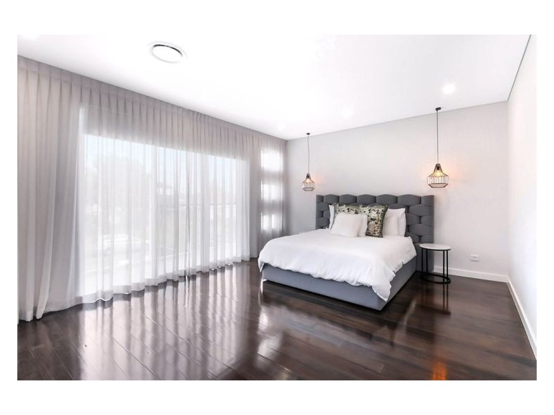 2 Valda Street, Merrylands NSW 2160