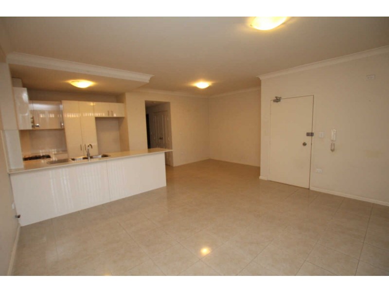 34/546-556 WOODVILLE ROAD, Guildford NSW 2161