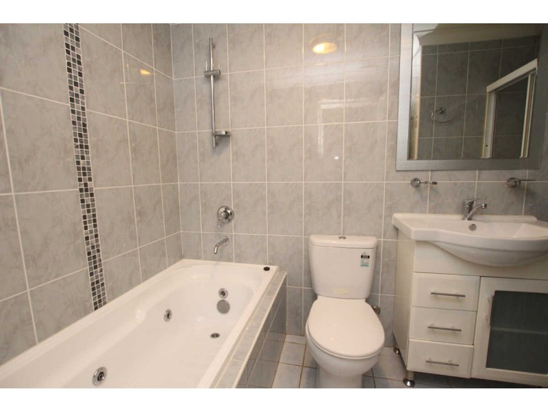 34/546-556 WOODVILLE ROAD, Guildford NSW 2161