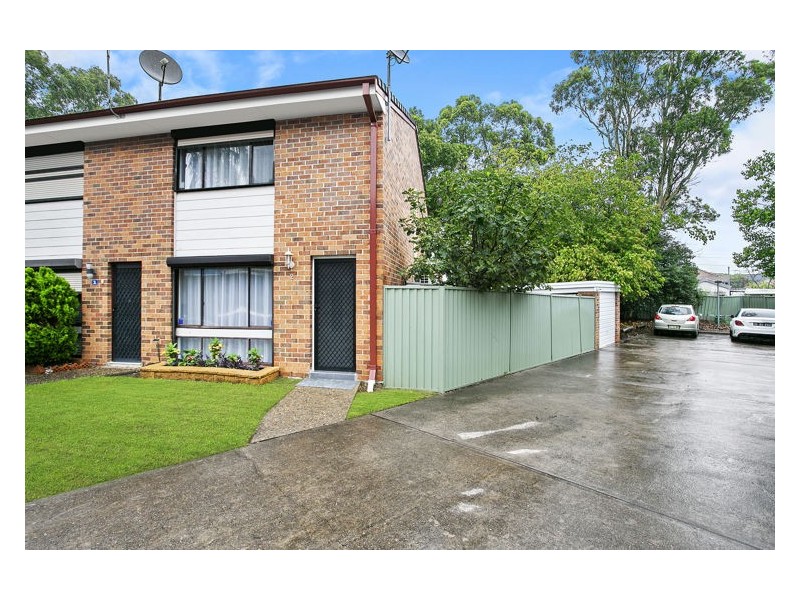 2/124 Gurney Road, Chester Hill NSW 2162