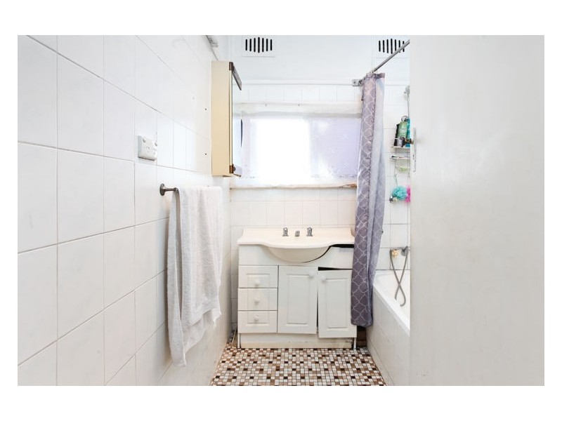 226 Woodville Road, Merrylands NSW 2160