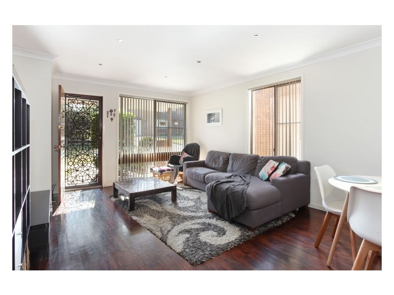 16/10 Barbers Road, Chester Hill NSW 2162