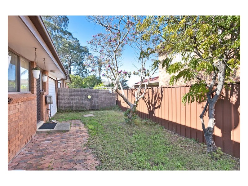 16/10 Barbers Road, Chester Hill NSW 2162