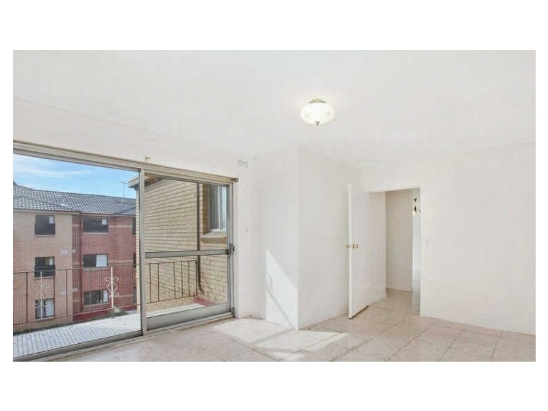 8/1 Burford Street, Merrylands NSW 2160