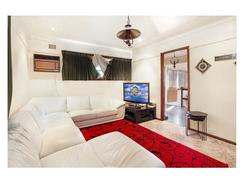 74 Bolton Street, Guildford NSW 2161