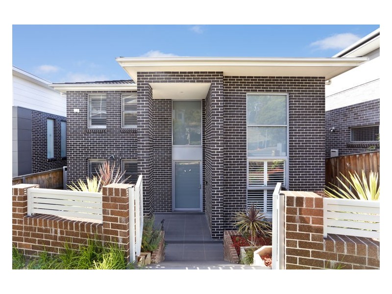 14 Dhinburri Way, Pemulwuy NSW 2145