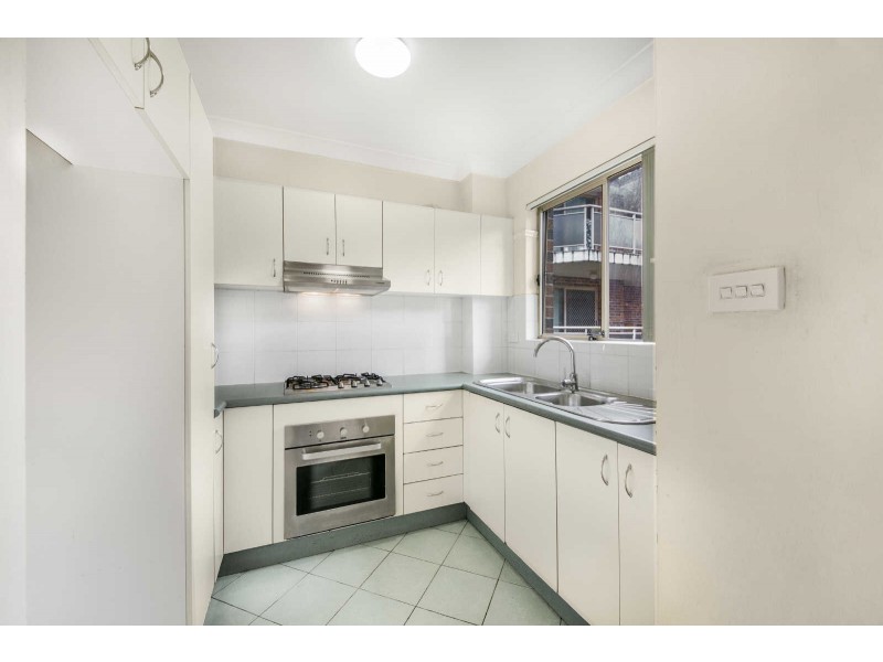 11/23 Oxford Street, Merrylands NSW 2160