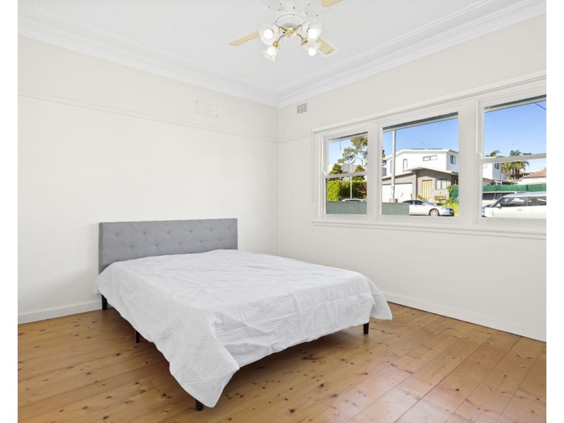 68 Chelmsford Road, South Wentworthville NSW 2145