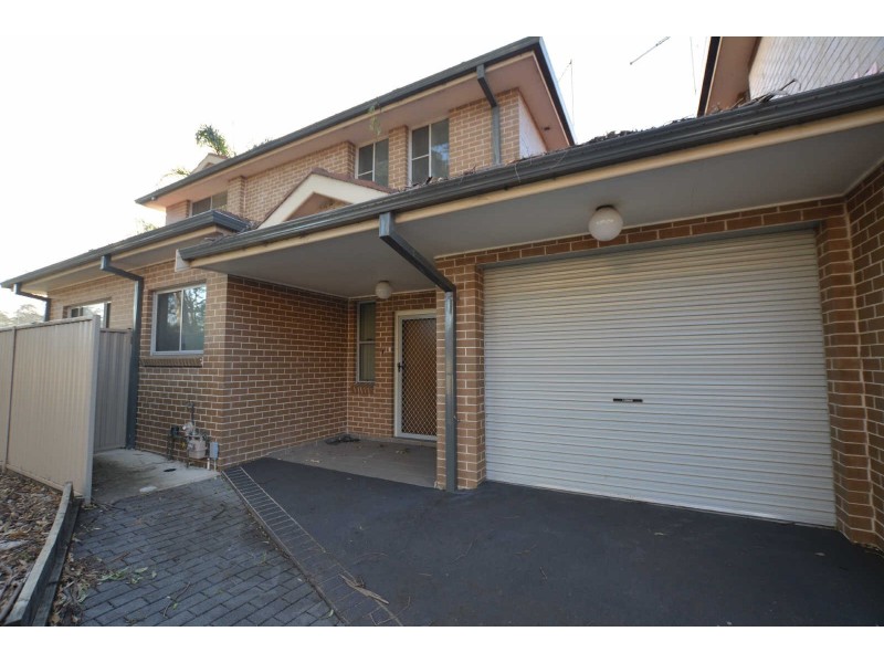 01/51 WARREN ROAD, Woodpark NSW 2164