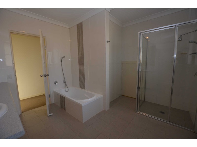 01/51 WARREN ROAD, Woodpark NSW 2164