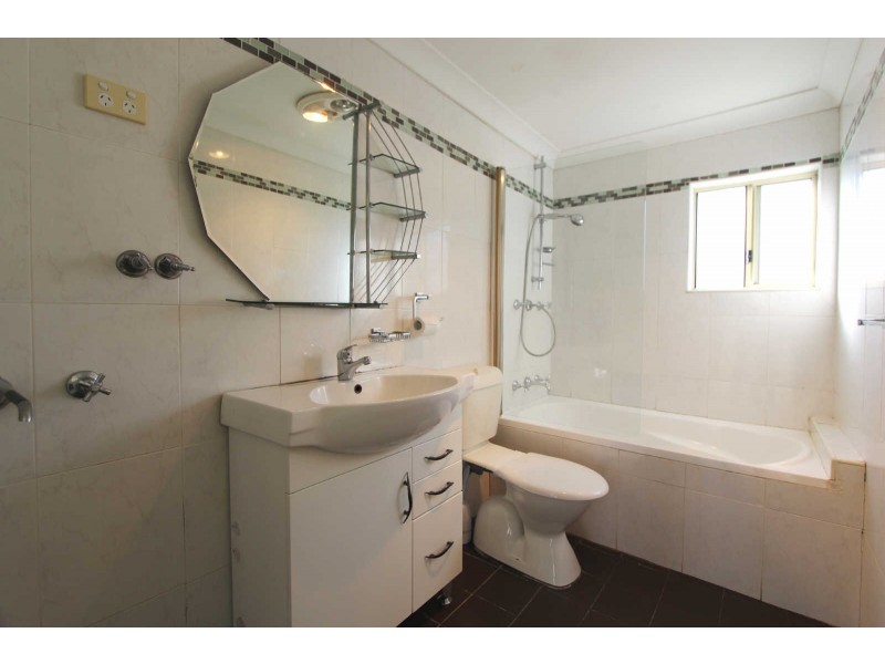 120 CHETWYND ROAD, Merrylands NSW 2160