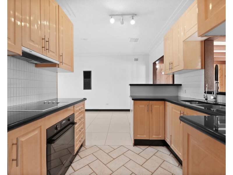 74 Runyon Avenue, Greystanes NSW 2145