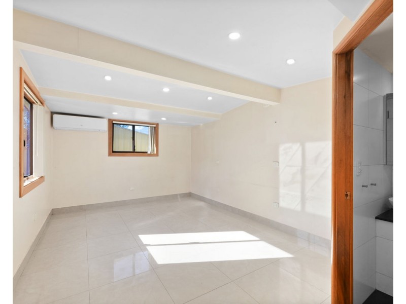 74 Runyon Avenue, Greystanes NSW 2145