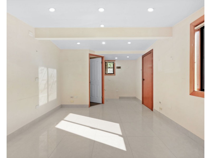 74 Runyon Avenue, Greystanes NSW 2145