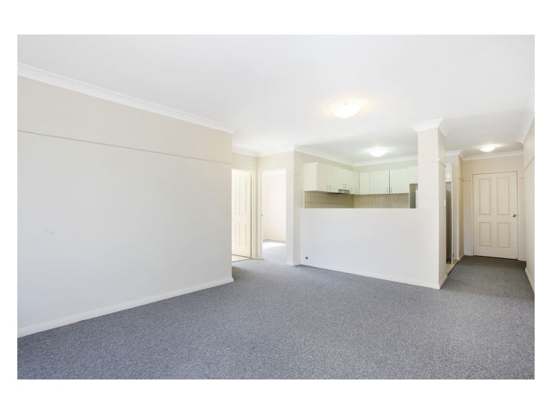 8/2-4 Kane Street, Guildford NSW 2161