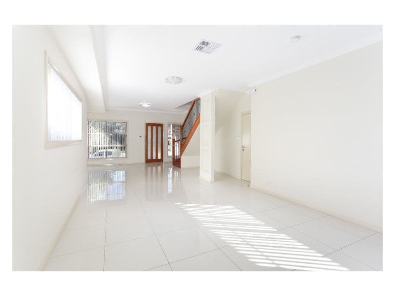 3 Viola Place, Greystanes NSW 2145