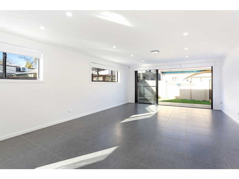 44 ROBERTSON STREET, Guildford West NSW 2161