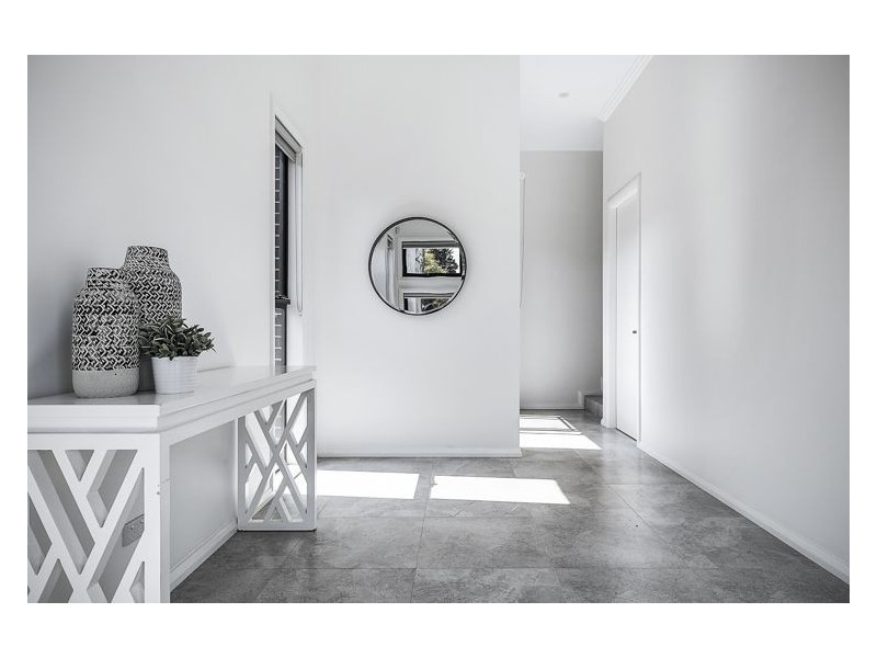 16A Glenn Avenue, Northmead NSW 2152