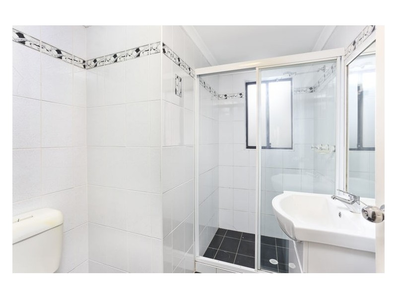 2/49-51 Calliope Street, Guildford NSW 2161