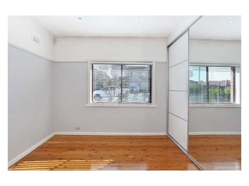 6 Brotherton Street, South Wentworthville NSW 2145