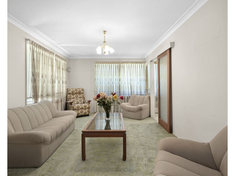 13 Beresford Road, Greystanes NSW 2145