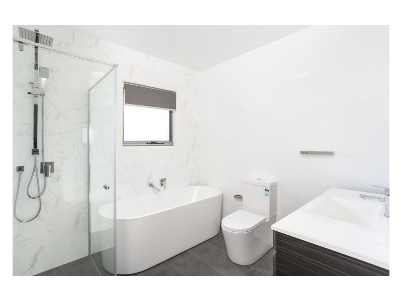 2 Meakin Street, Merrylands NSW 2160