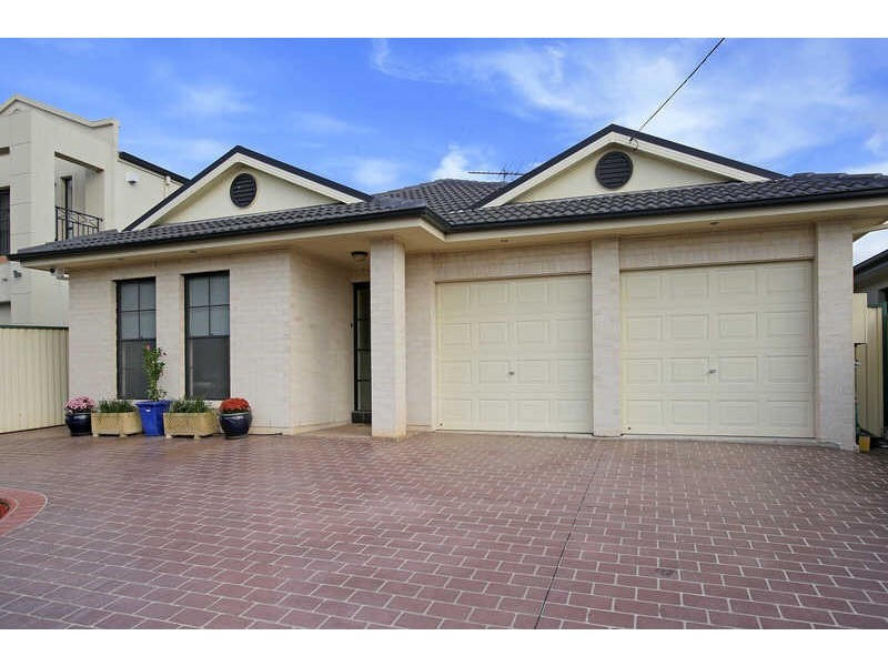 18 BARCOM STREET, Merrylands NSW 2160