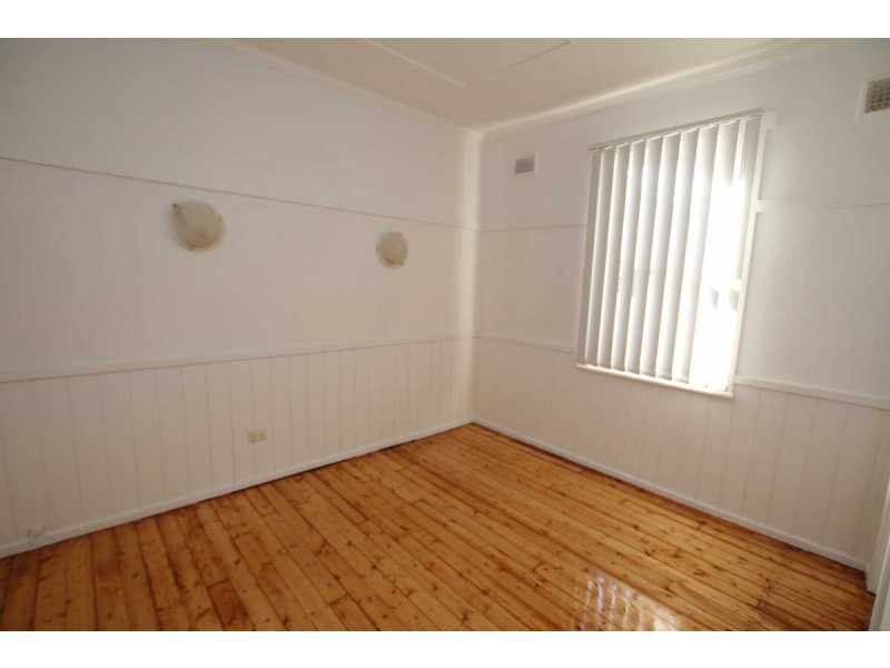 140 RAILWAY TERRACE, Merrylands NSW 2160