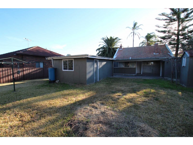 140 RAILWAY TERRACE, Merrylands NSW 2160