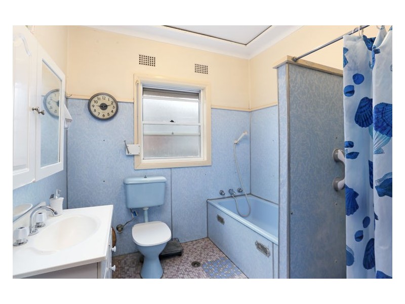 32 Mountford Avenue, Guildford NSW 2161