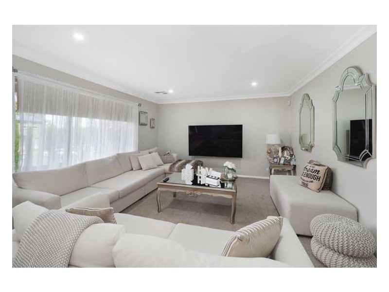 103 WHALANS RD, Greystanes NSW 2145