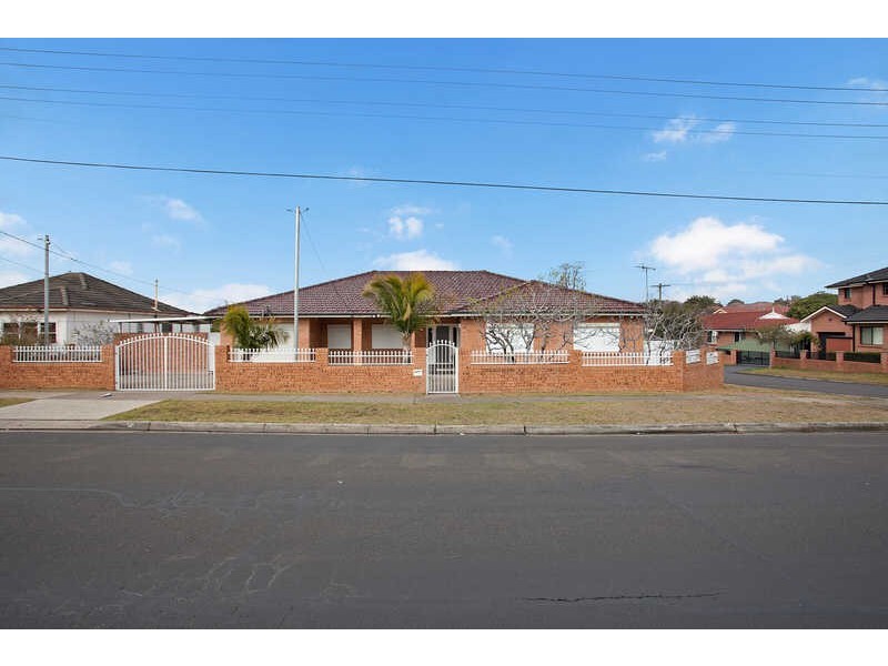 20 BLACKWOOD ROAD, Merrylands NSW 2160