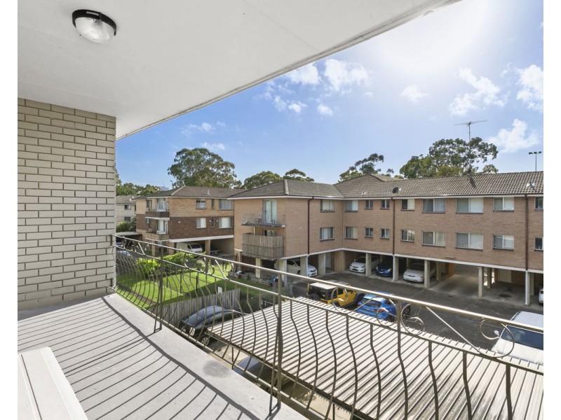 9/26-28 Oxford Street, Merrylands NSW 2160