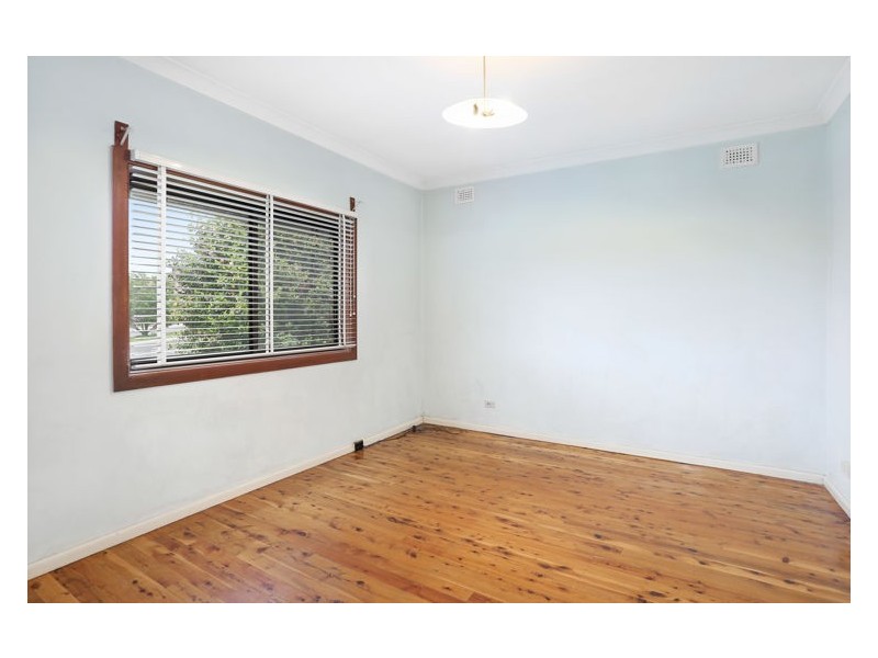 92 Jersey Road, South Wentworthville NSW 2145
