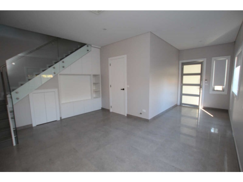 19A CHELMSFORD ROAD, South Wentworthville NSW 2145