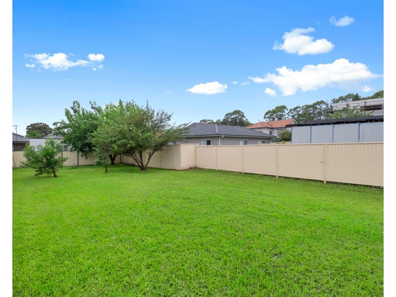 39 Rowley Road, Guildford NSW 2161