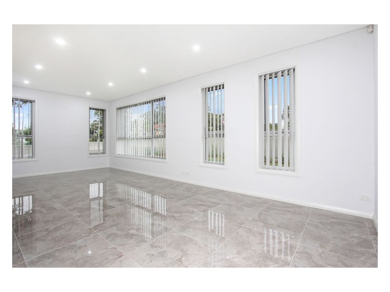 27 Albert Street, Guildford NSW 2161