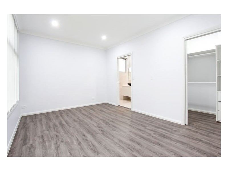 27 Albert Street, Guildford NSW 2161