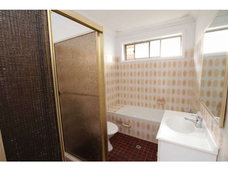 15 HAYWOOD PLACE, Greystanes NSW 2145