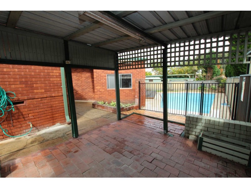15 HAYWOOD PLACE, Greystanes NSW 2145