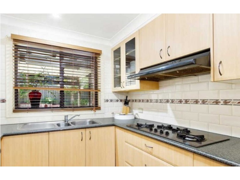 4 SUSSEX PLACE, Seven Hills NSW 2147