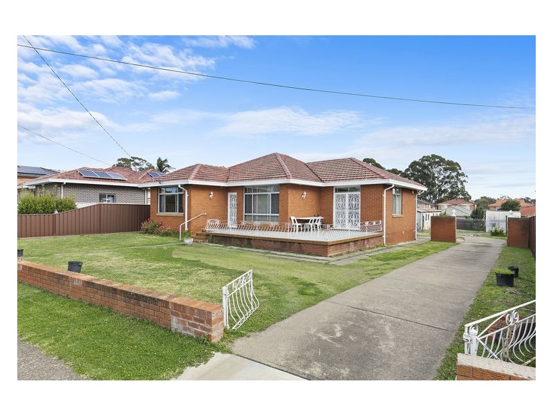 35 Ettalong Road, Greystanes NSW 2145