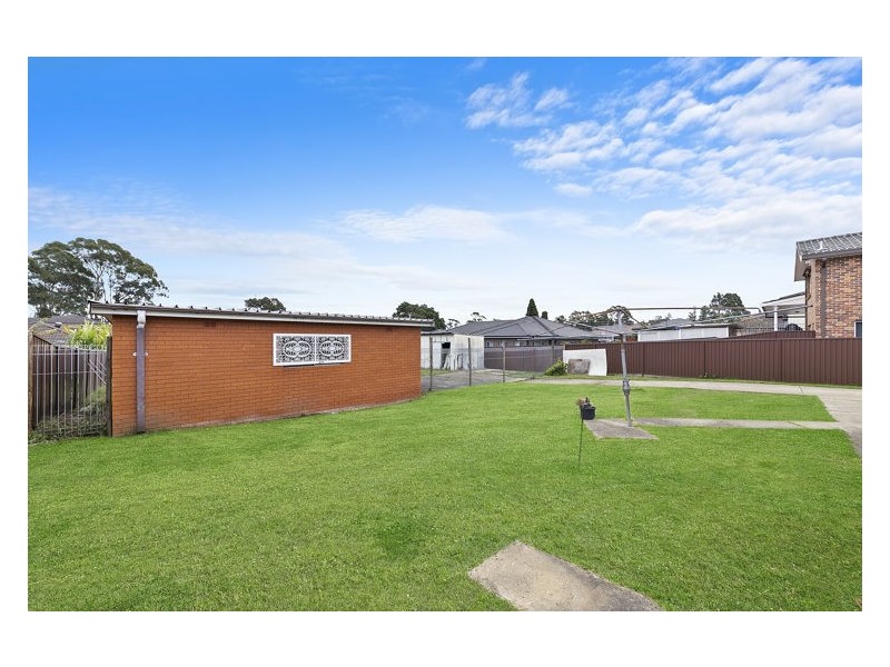 35 Ettalong Road, Greystanes NSW 2145