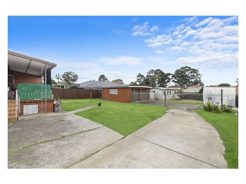 35 Ettalong Road, Greystanes NSW 2145