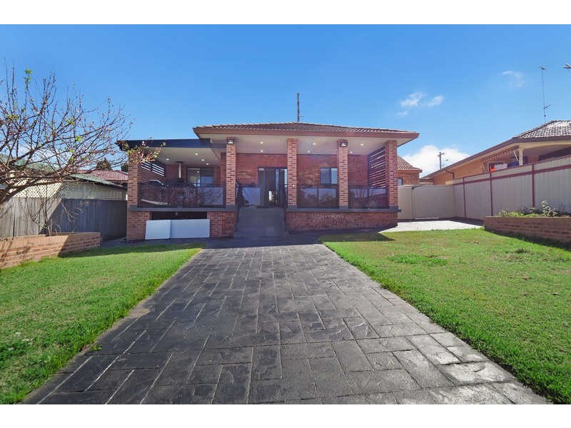640 MERRYLANDS ROAD, Greystanes NSW 2145
