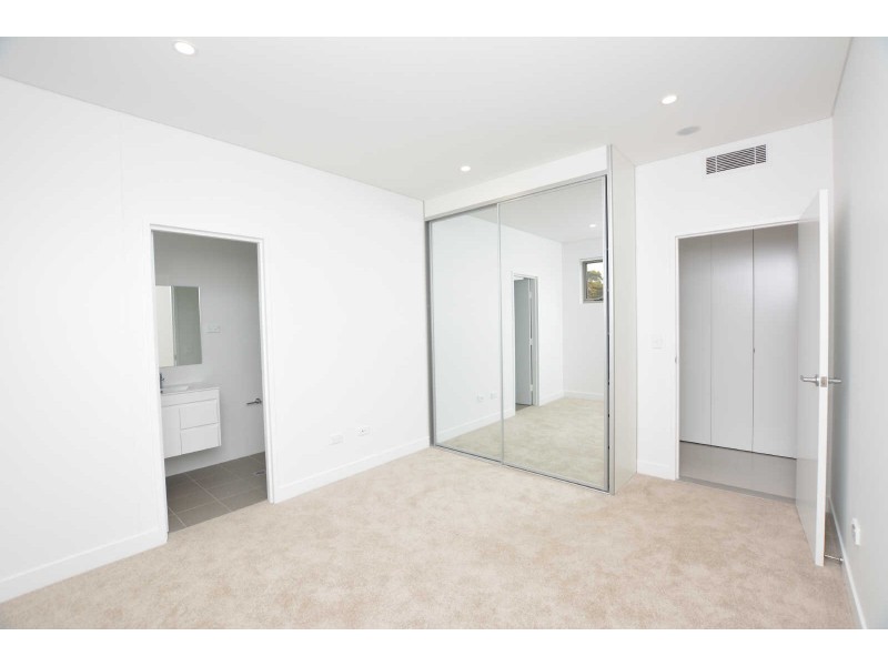 206/35 WALDRON ROAD, Sefton NSW 2162