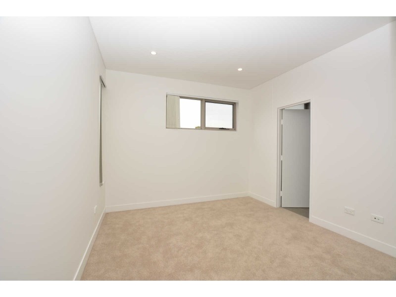 206/35 WALDRON ROAD, Sefton NSW 2162